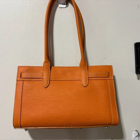 New!❤️Dooney & Bourke Ginger Mini Tassel Tote - Picture 4 of 6